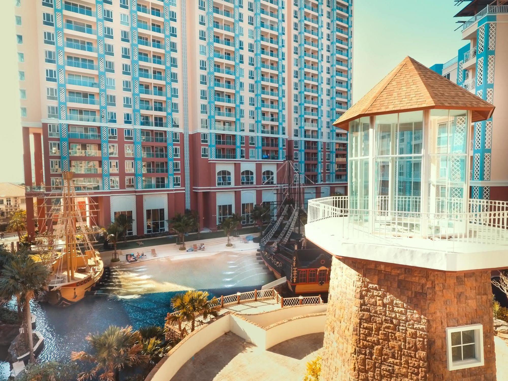 Grande Caribbean Pattaya Hotel Exterior photo